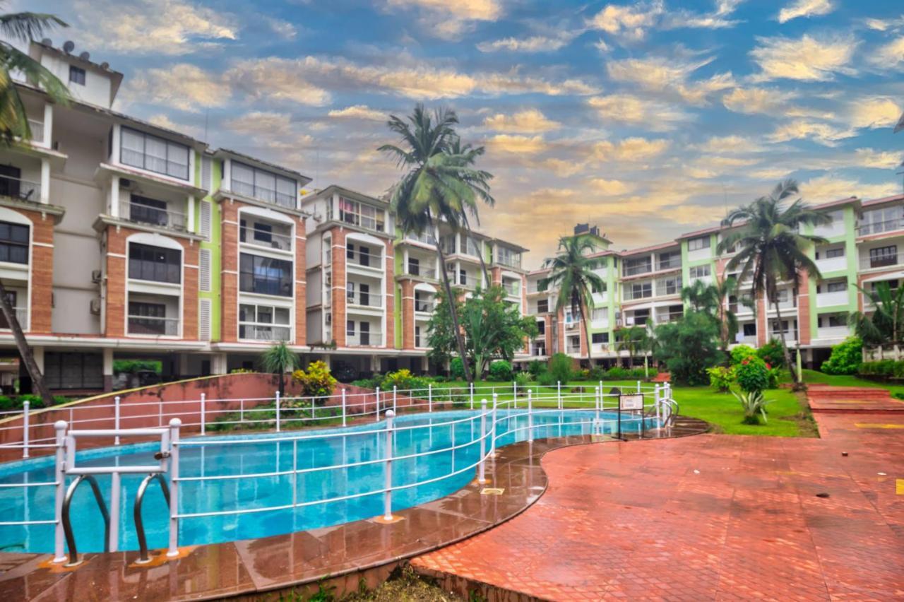 Amazing Pool View Candolim Goa 2Bhk Apartment 外观 照片