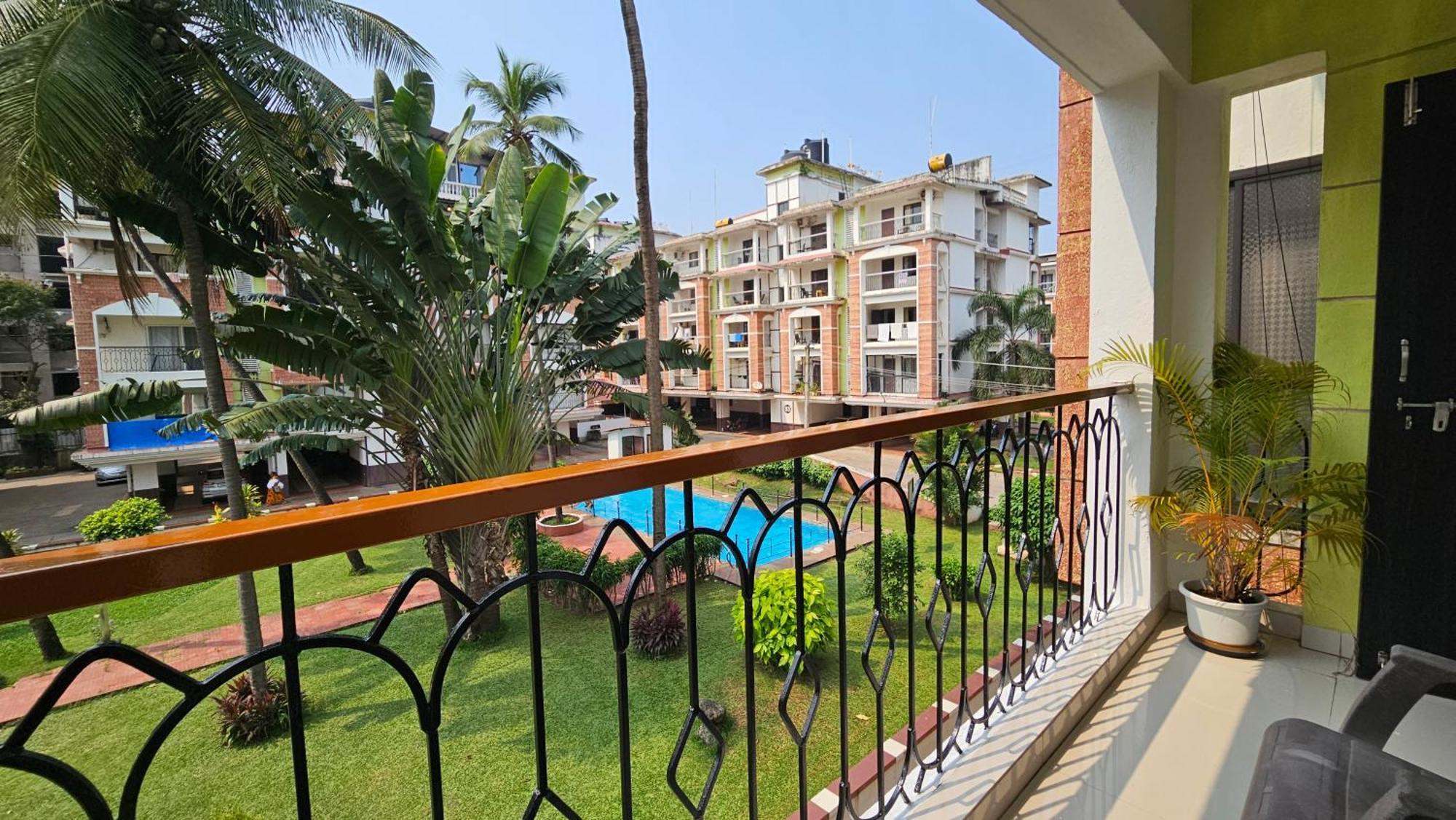 Amazing Pool View Candolim Goa 2Bhk Apartment 外观 照片
