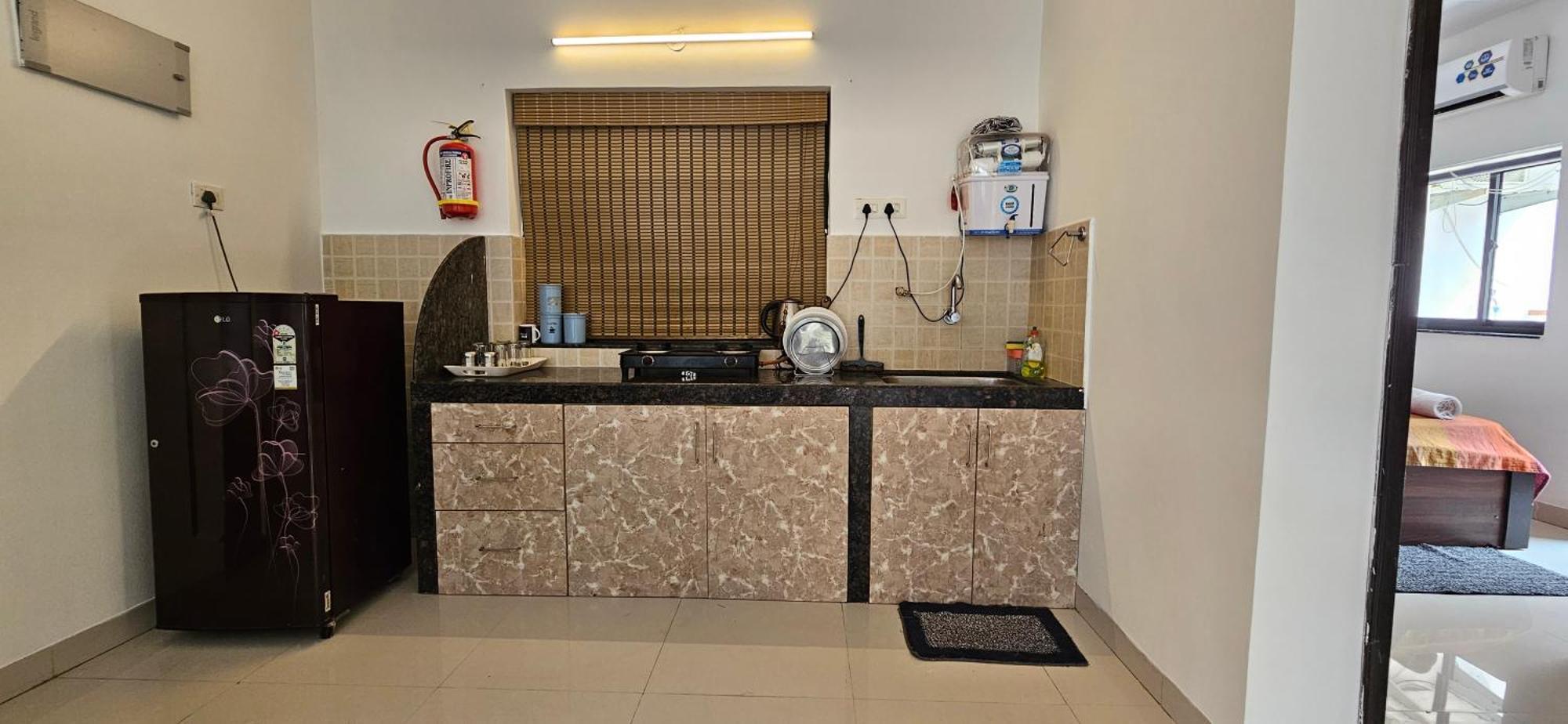Amazing Pool View Candolim Goa 2Bhk Apartment 外观 照片